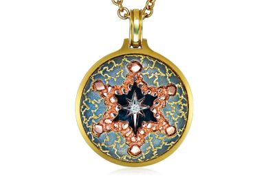 Gold Star Of David Pendant/Necklace