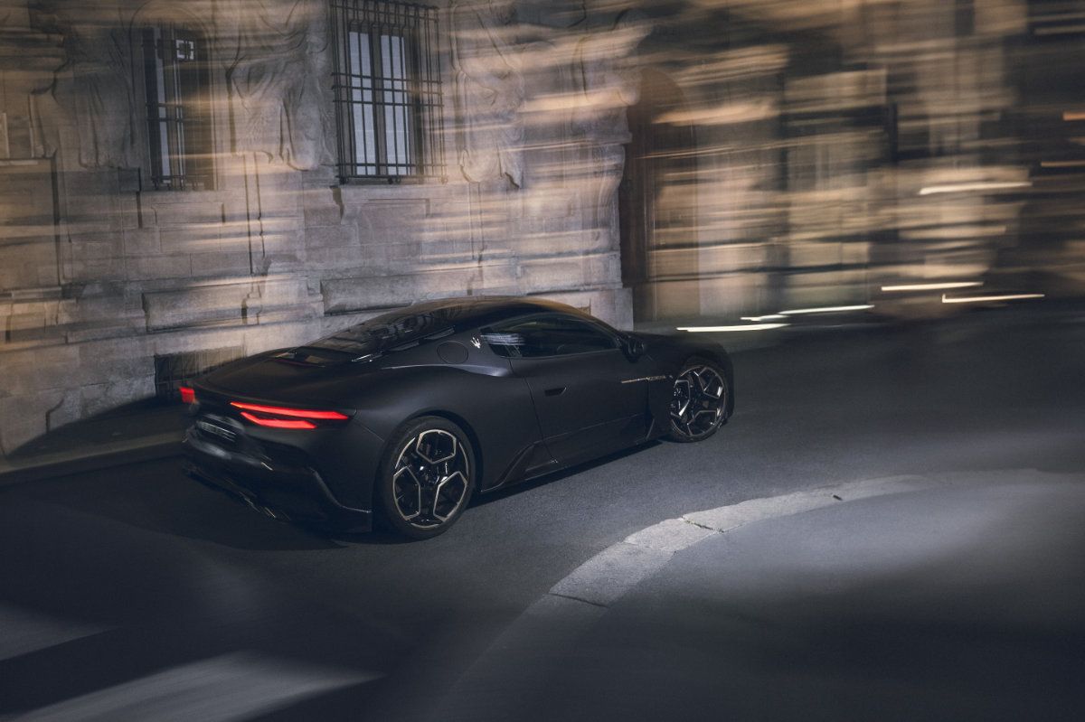 Maserati Unveiled MC20 Notte, A Fierce Creature Of The Nocturnal World