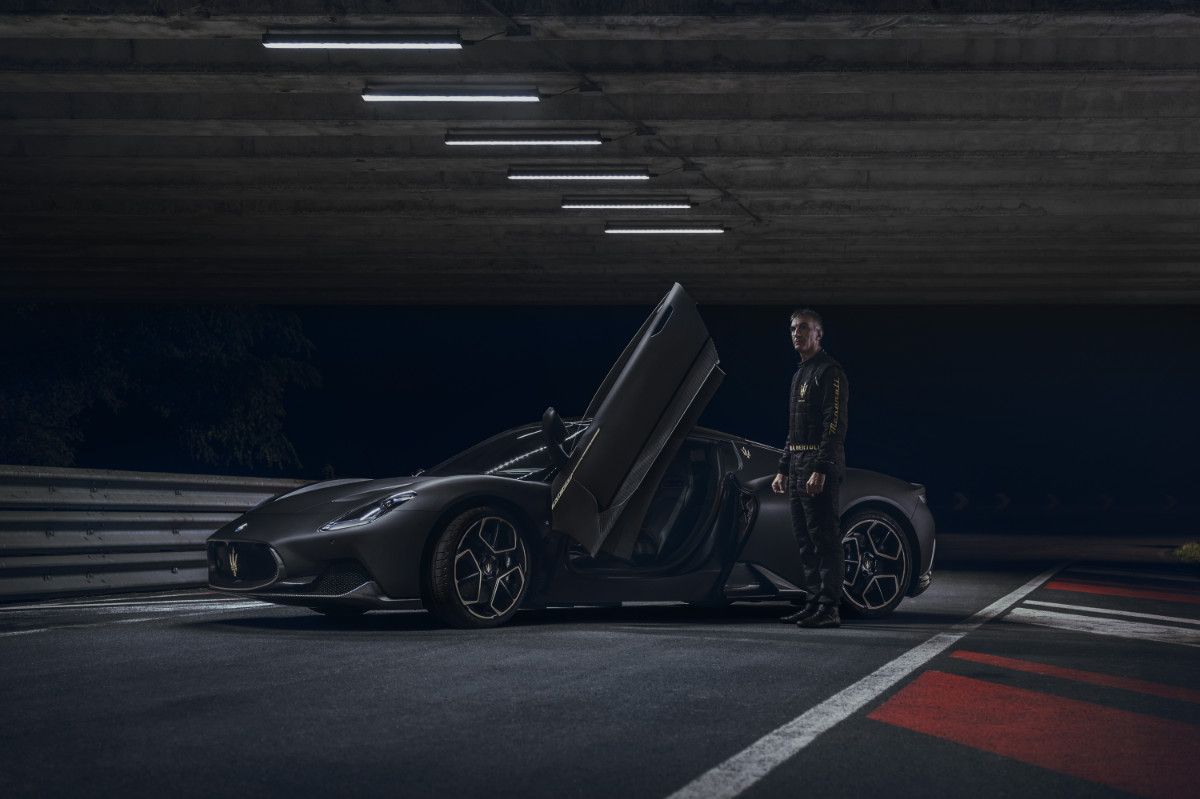 Maserati Unveiled MC20 Notte, A Fierce Creature Of The Nocturnal World