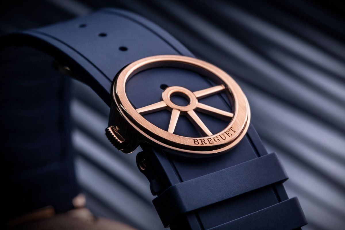 Breguet's New 5557-Marine Hora Mundi Watch: Playing With Perspectives