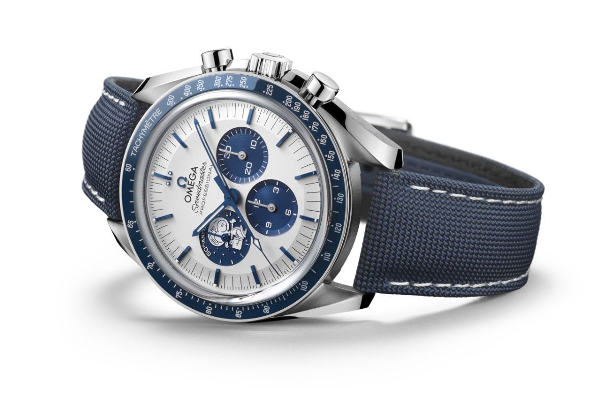 OMEGA launches the Speedmaster “Silver Snoopy Award” 50th Anniversary