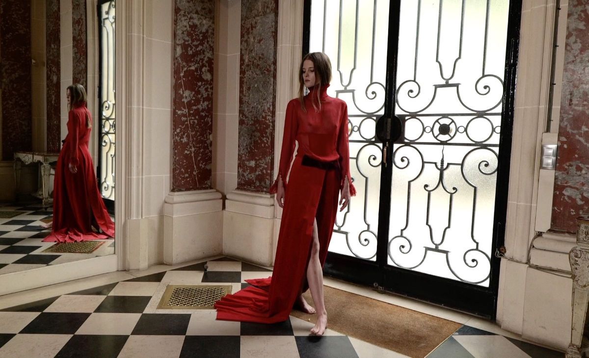 Aelis Presents Its New Haute Couture Fall/Winter 2022-2023 Collection: Love TransMission