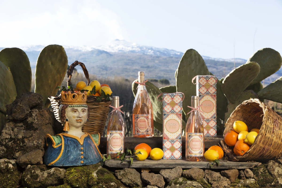 It’s Time For Rosa, The Rosé Wine Deriving From The Partnership Between Dolce & Gabbana And Donnafugata