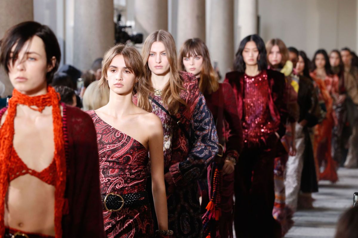Etro Presents Its New Women's Fall Winter 2022/23 Collection: Etro Remix