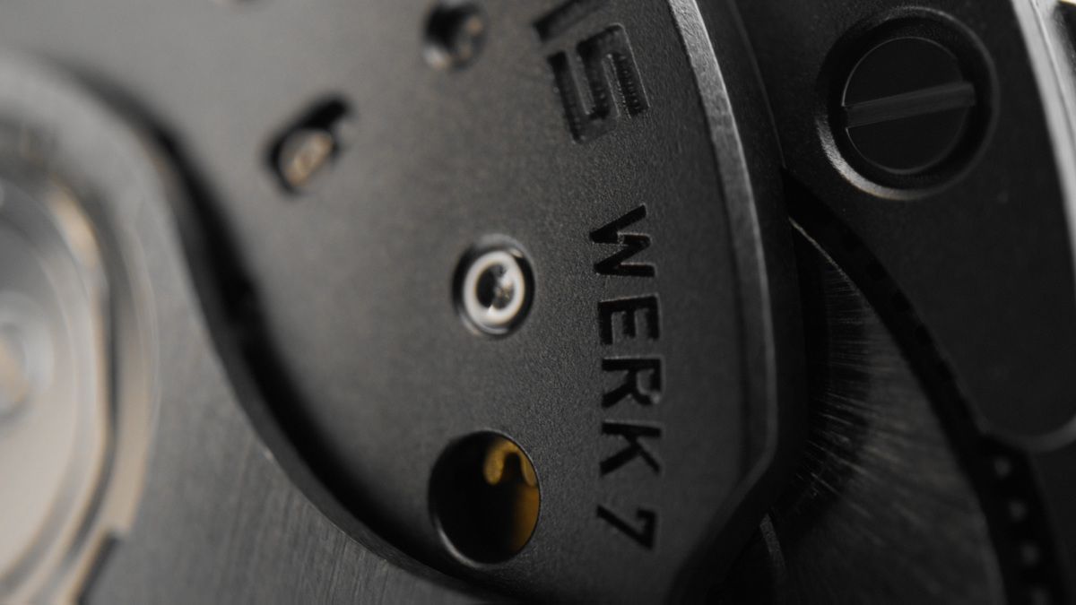 Fortis Introduces Its New Manufacture Calibre Werk 7