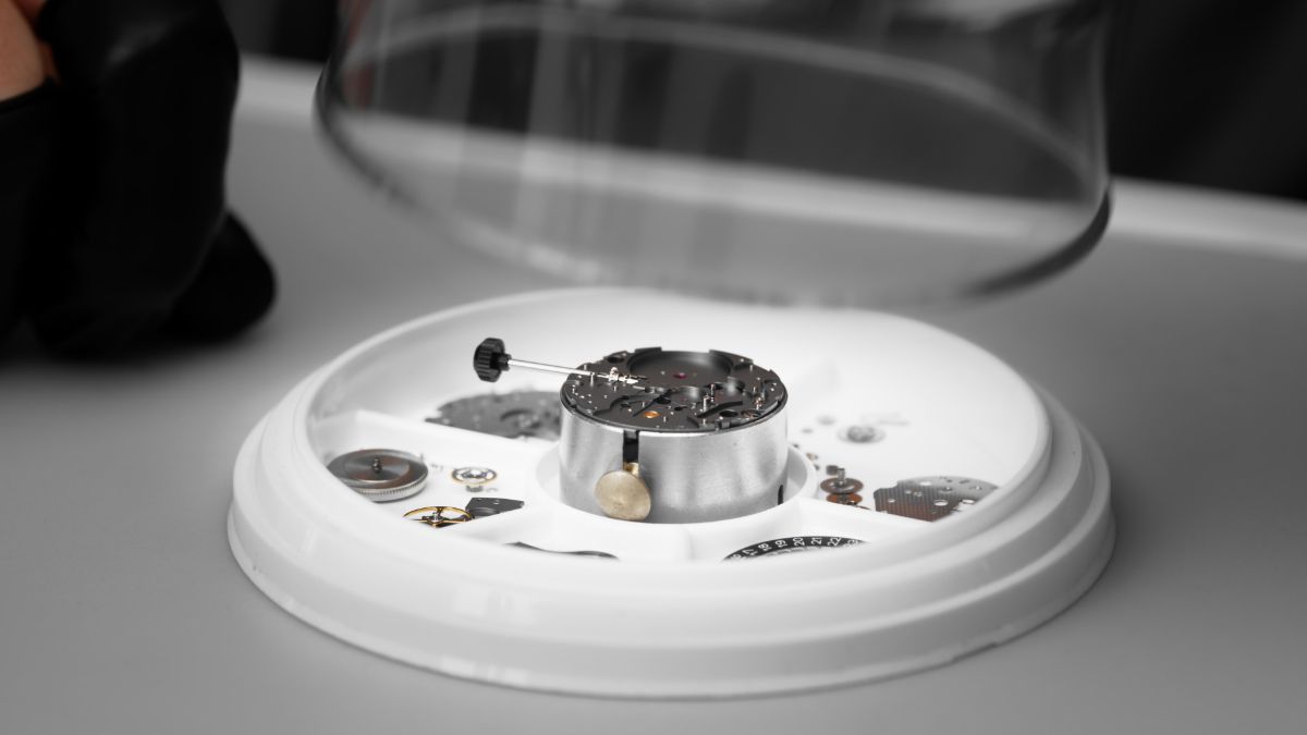 Fortis Introduces Its New Manufacture Calibre Werk 7