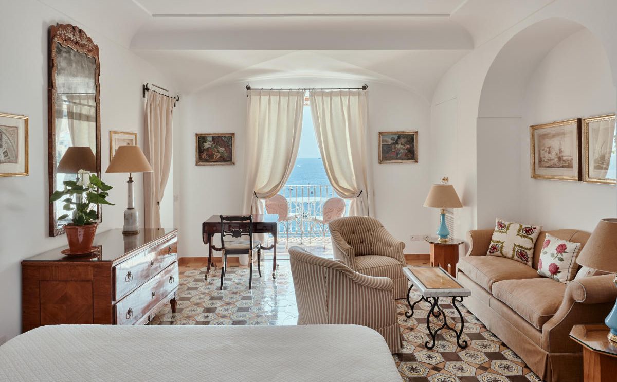 Introducing Hotel Le Sirenuse