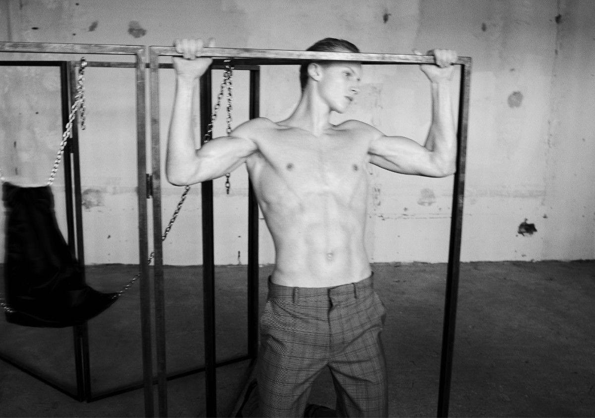 Inside L’Entretien: Ludovic De Saint Sernin’s Provocative Autumn-Winter 2025 Campaign