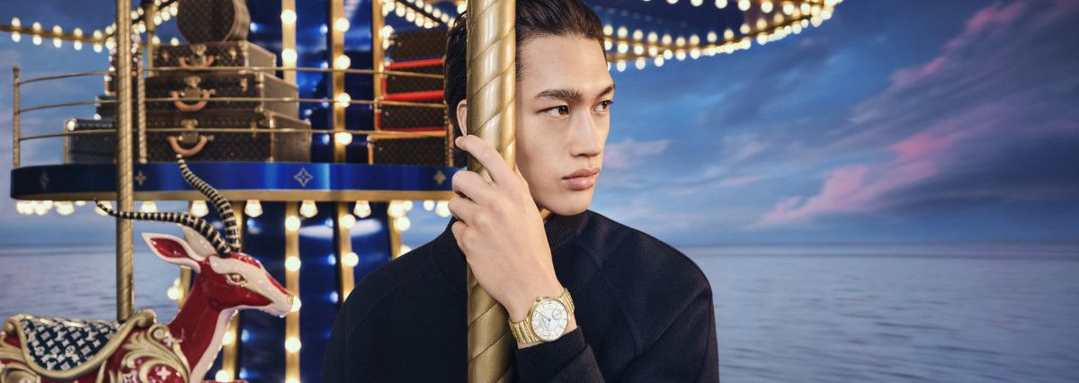 Louis Vuitton Unveils Its 2024 Holiday Campaign: An Enchanted Carousel Adventure