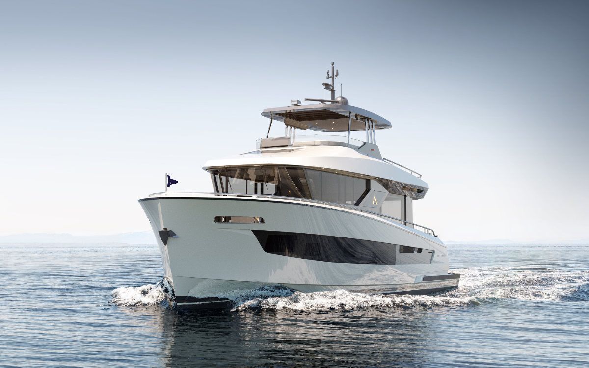 Outer Reef Yachts Launches The 540 Adventure