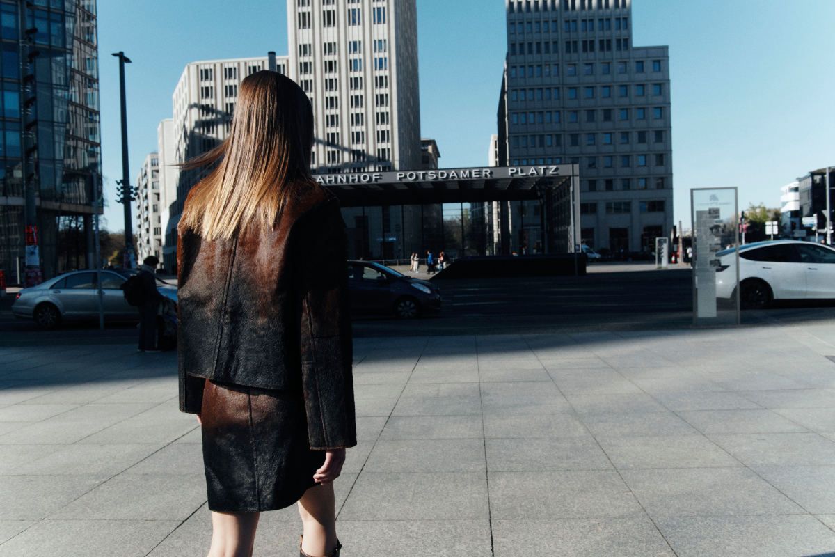 WHERE THE LIGHTS MEET: Samsøe Samsøe's Autumn Winter 2025 Collection Captured In Berlin