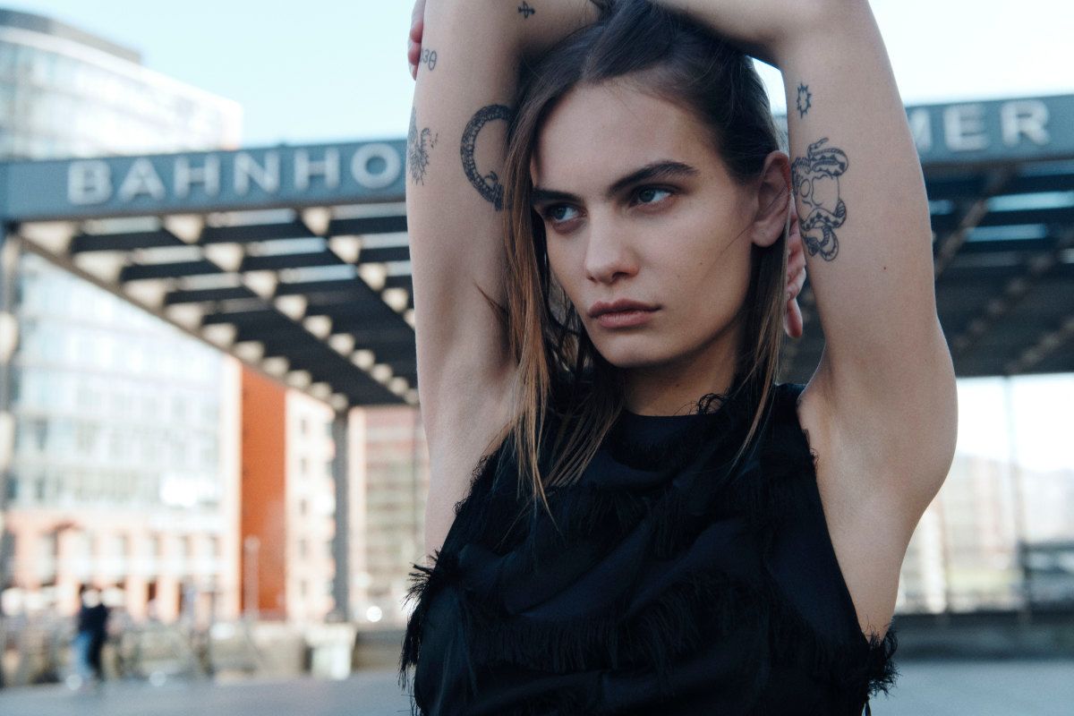 WHERE THE LIGHTS MEET: Samsøe Samsøe's Autumn Winter 2025 Collection Captured In Berlin
