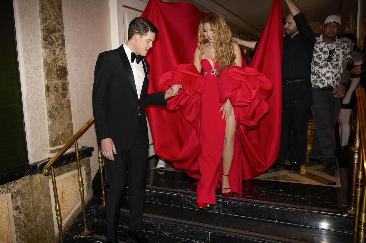 Shakira In Carolina Herrera At The 2024 Met Gala