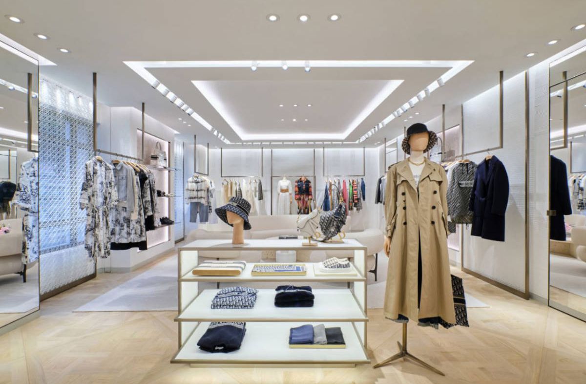 Dior unveiled sumptuous Hanoï International Center Boutique - Luxferity ...