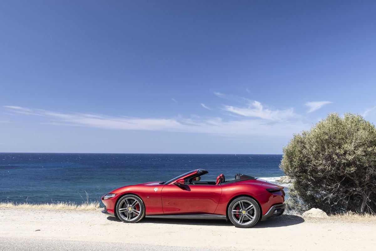 Ferrari Roma Spider Wins The 2024 Red Dot: Best Of The Best Award ...