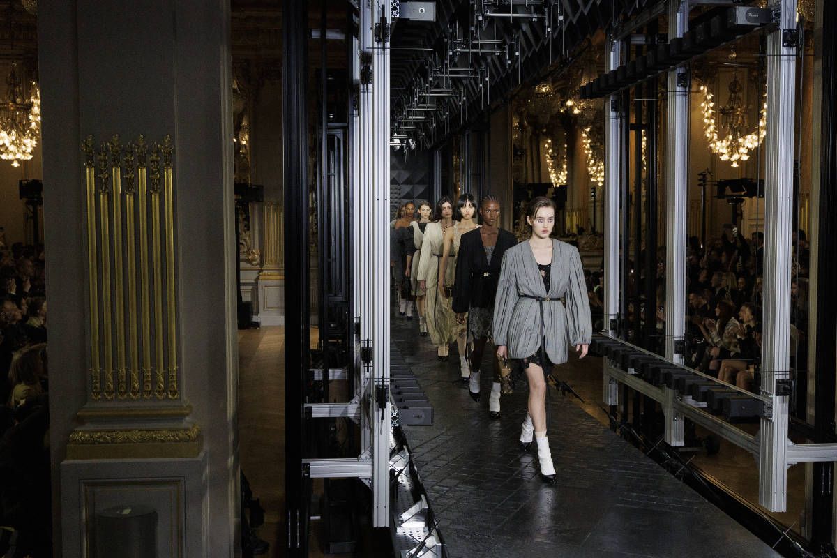 Louis Vuitton: Louis Vuitton Presents Its New Fall-Winter 2023 Women's ...