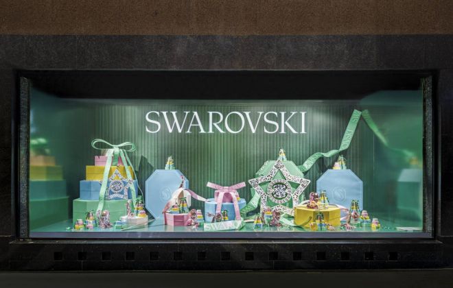 Swarovski Celebrates The Holidays With Wondrous Sights In Paris