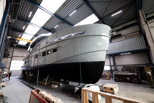 Outer Reef Yachts Share Images Of The First 780 Adventure