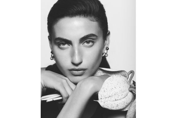 Repossi Limited Edition No.7 “Sphere Earring” Unveiled