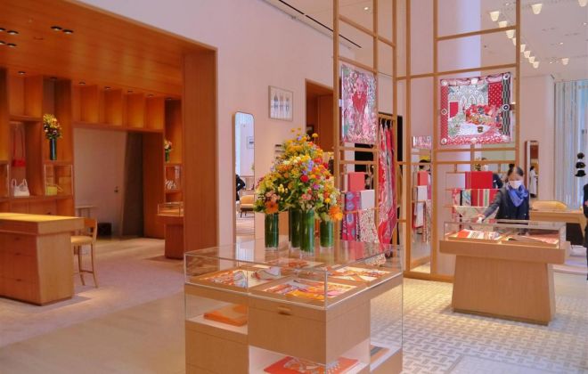 Hermès opened its new store in the Shinsaibashi neighbourhood of Osaka, Japan