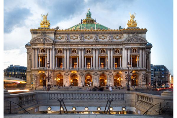 CHANEL Affirms Its Legacy As An Exceptional Patron Of The Paris Opera