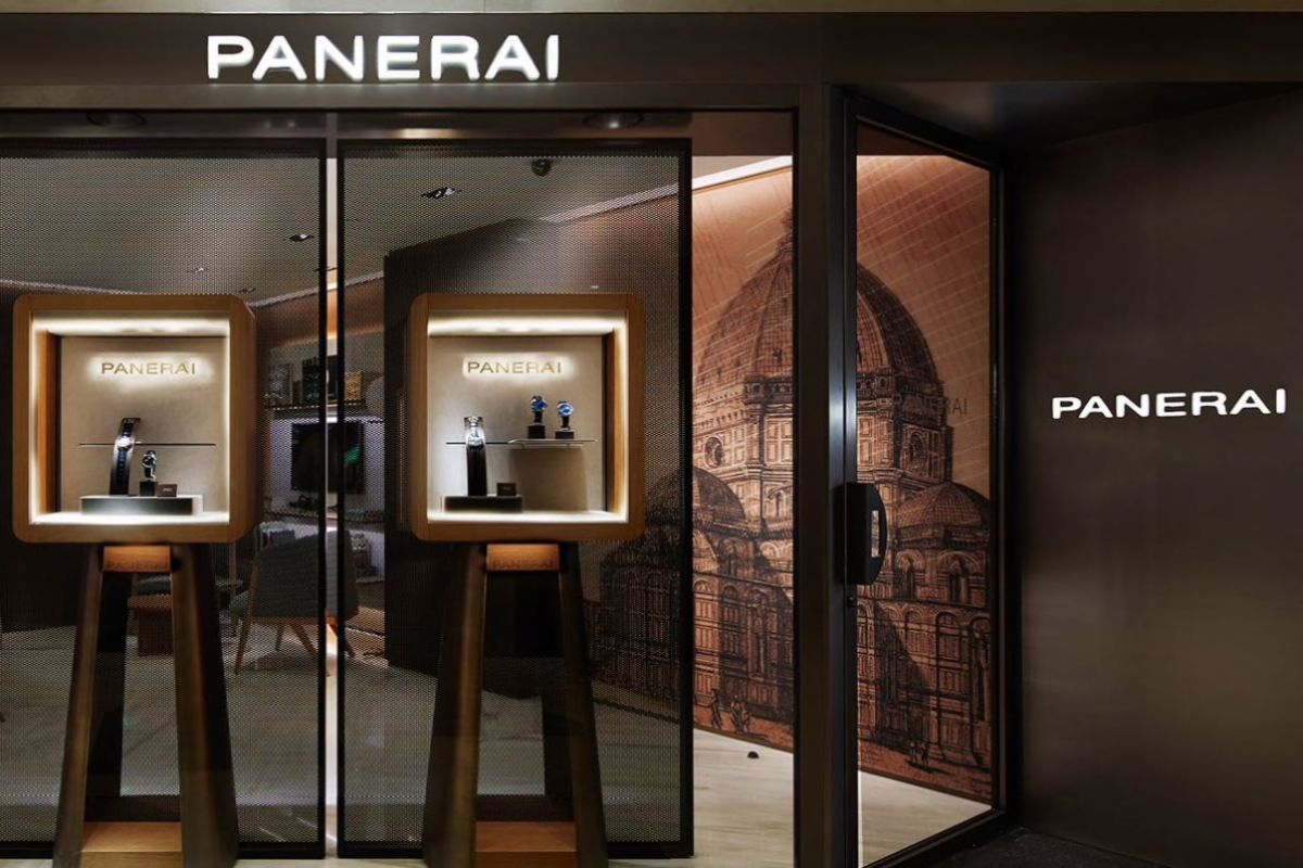 Panerai opens its first boutique at the airport in Hong Kong among the world