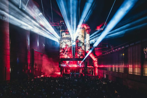 Michael Canitrot’s Monumental Tour Debuts in Luxembourg at Hauts Fourneaux Belval