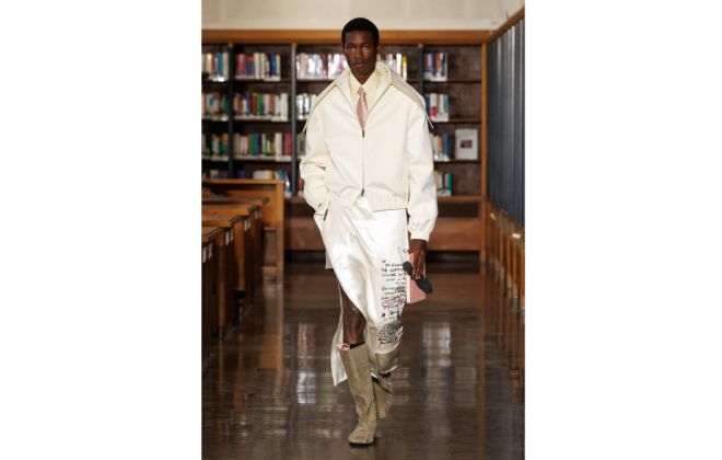 Embodying Reverie: SEAN SUEN's Spring/Summer 2026 Collection - A Journey Through Time And Emotion