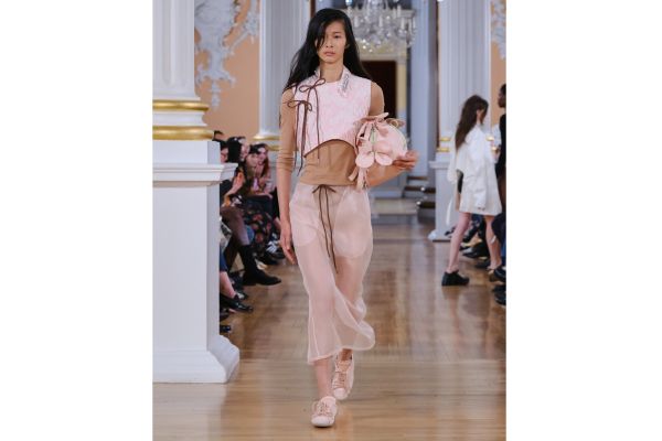 Simone Rocha And Crocs Unveil The Ballerina Platform At SS26