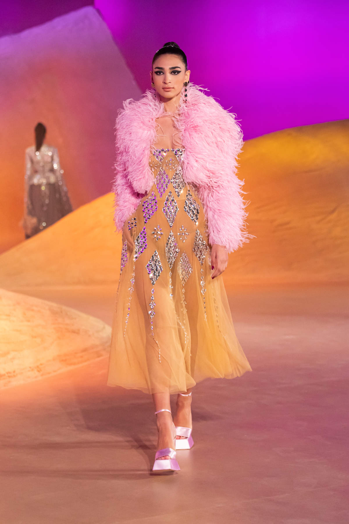 Georges Hobeika Presents Its New Ready To Wear Fall / Winter 2023 Collection: A Martian Breeze