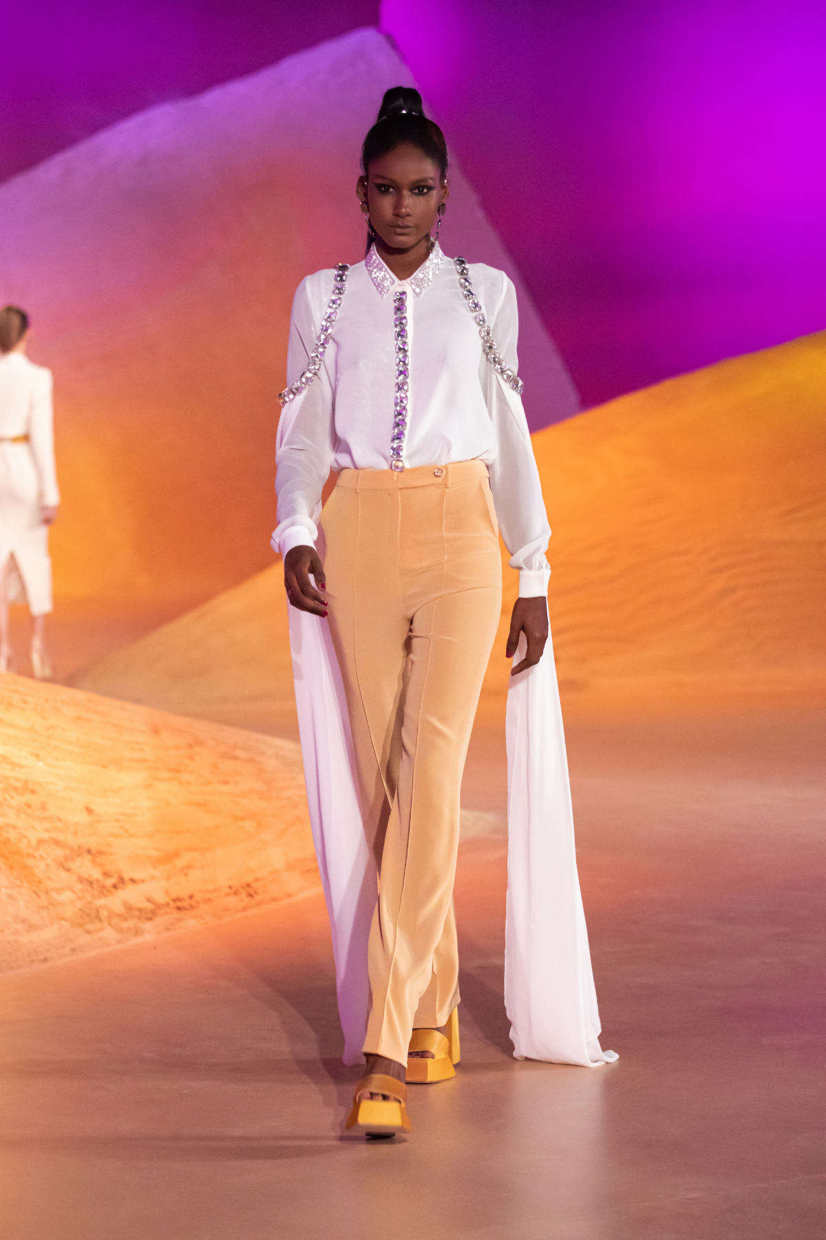 Georges Hobeika Presents Its New Ready To Wear Fall / Winter 2023 Collection: A Martian Breeze