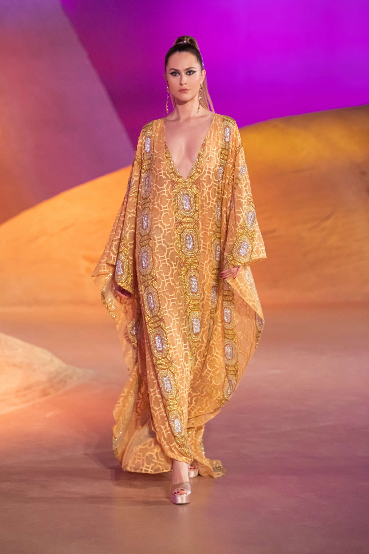 Georges Hobeika Presents Its New Ready To Wear Fall / Winter 2023 Collection: A Martian Breeze