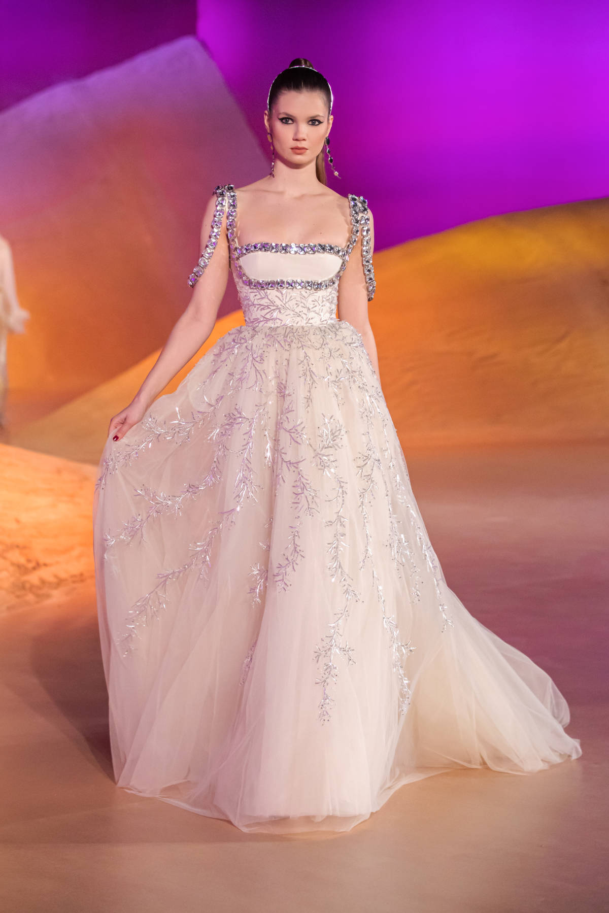 Georges Hobeika Presents Its New Ready To Wear Fall / Winter 2023 Collection: A Martian Breeze