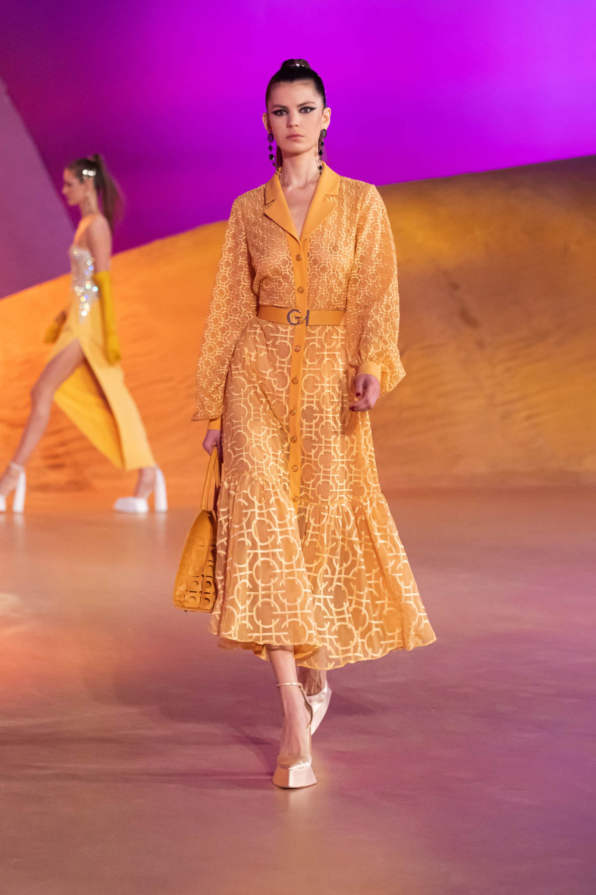 Georges Hobeika Presents Its New Ready To Wear Fall / Winter 2023 Collection: A Martian Breeze