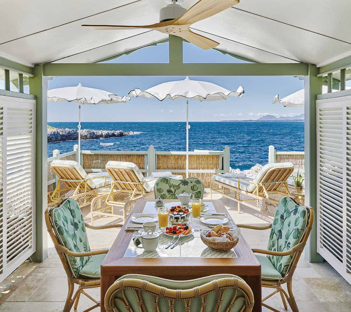 Cabana Couture: The Icons Of The Hôtel Du Cap-Eden-Roc Shine In New Splendor