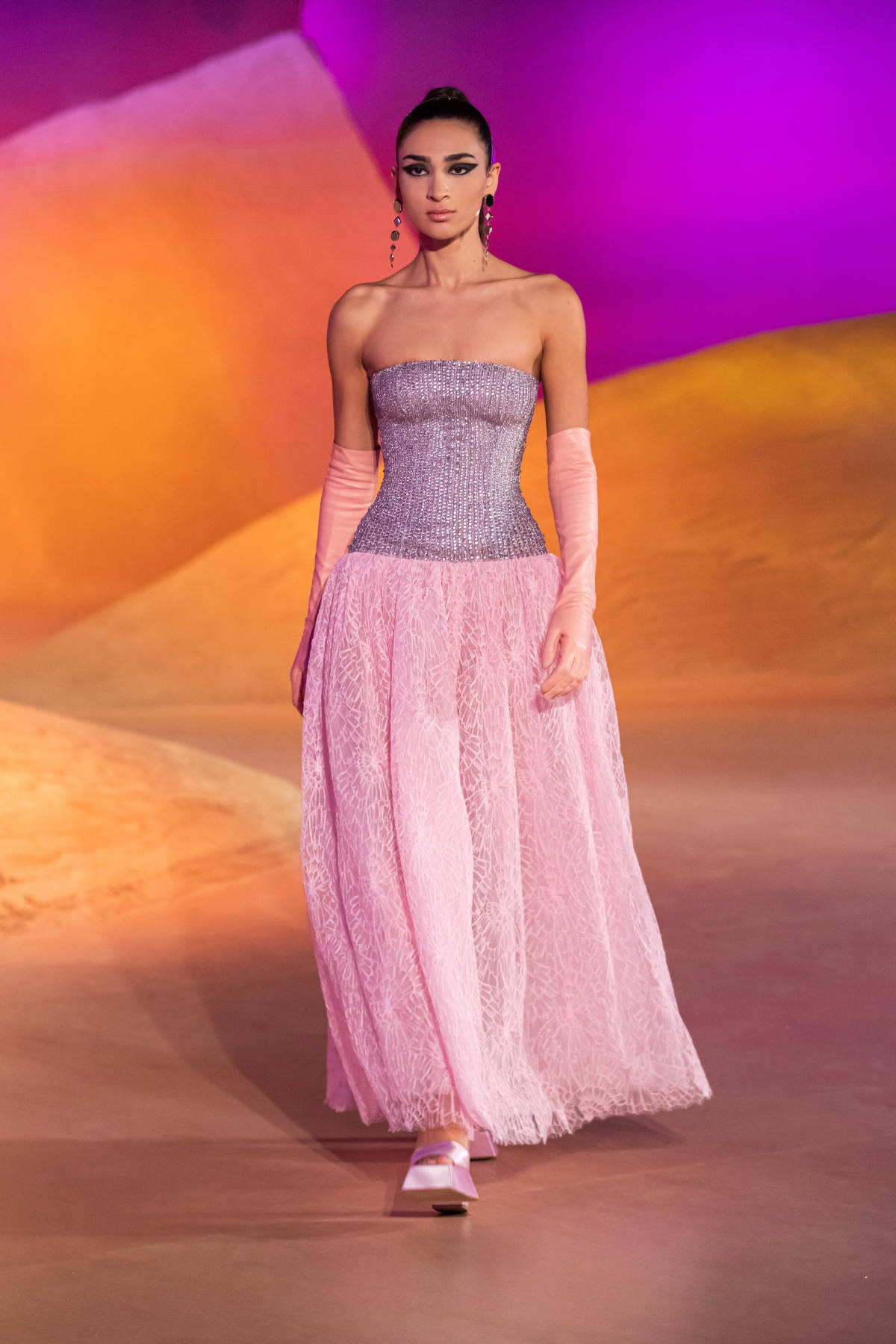 Georges Hobeika Presents Its New Ready To Wear Fall / Winter 2023 Collection: A Martian Breeze