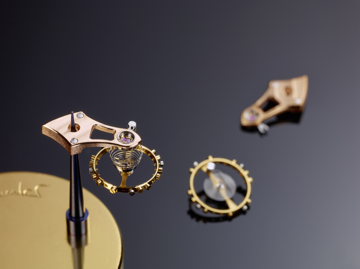 Tutima Glashütte Presents the Patria Evergreen: A Timeless Ode to Nature and Precision