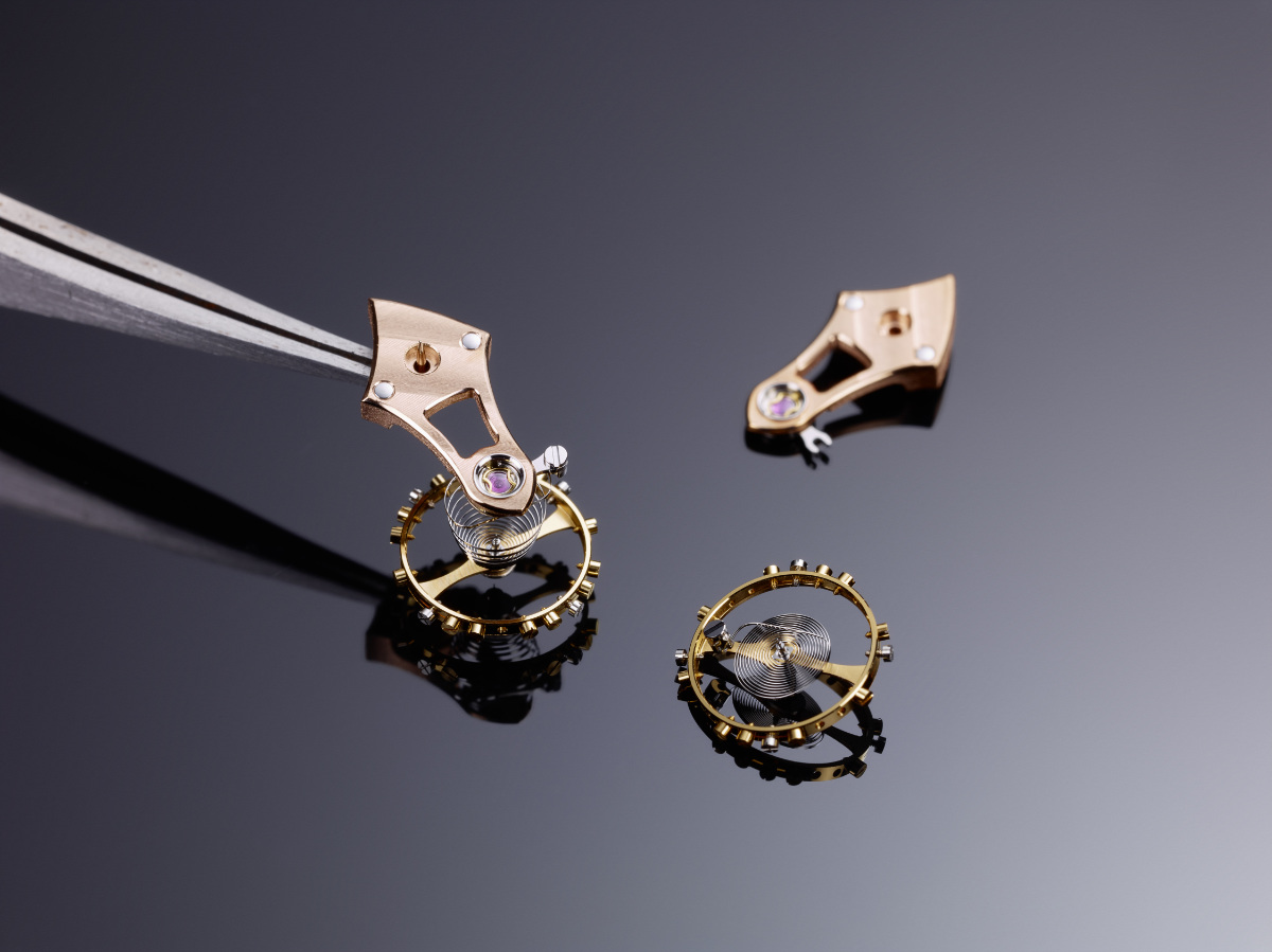 Tutima Glashütte Presents the Patria Evergreen: A Timeless Ode to Nature and Precision