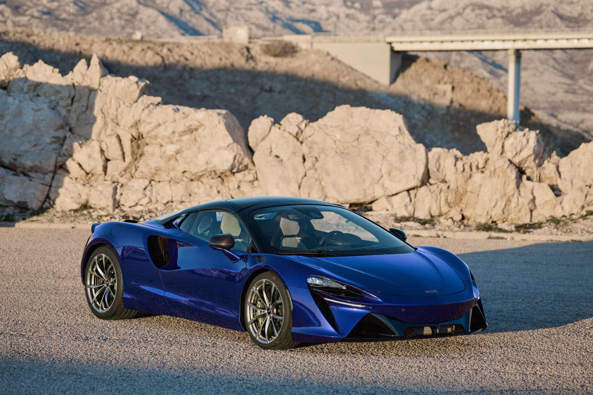 The New McLaren Artura Spider: Next-generation Supercar Exhilaration