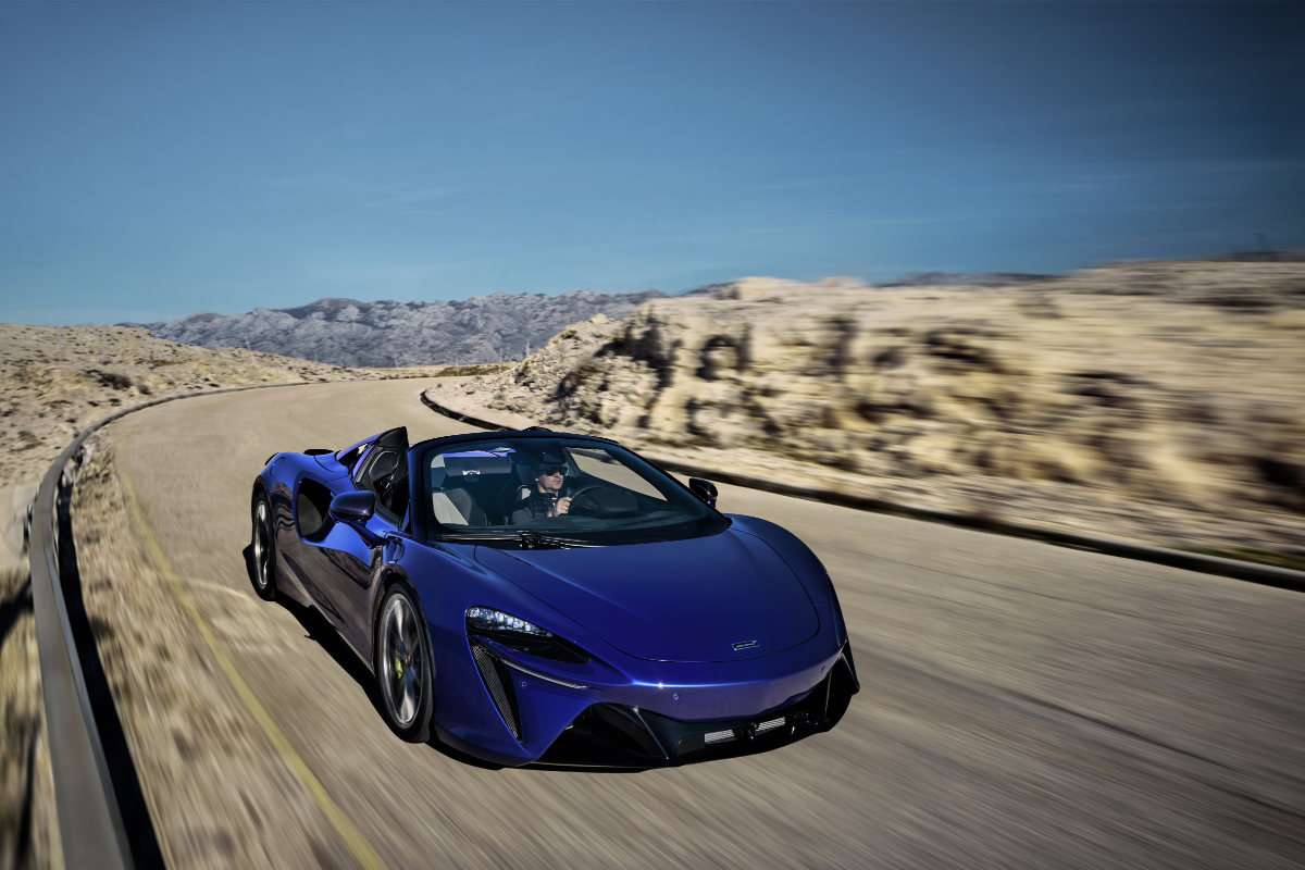 The New McLaren Artura Spider: Next-generation Supercar Exhilaration