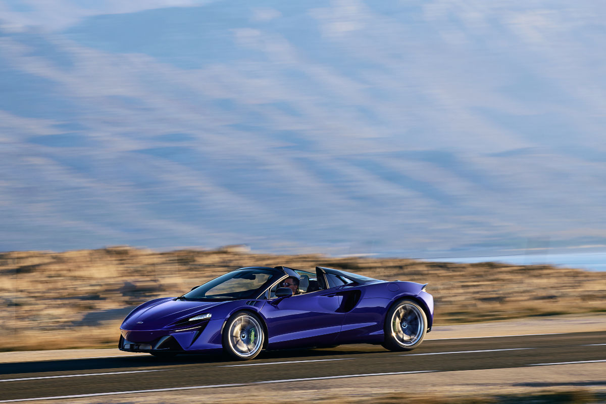 The New McLaren Artura Spider: Next-generation Supercar Exhilaration