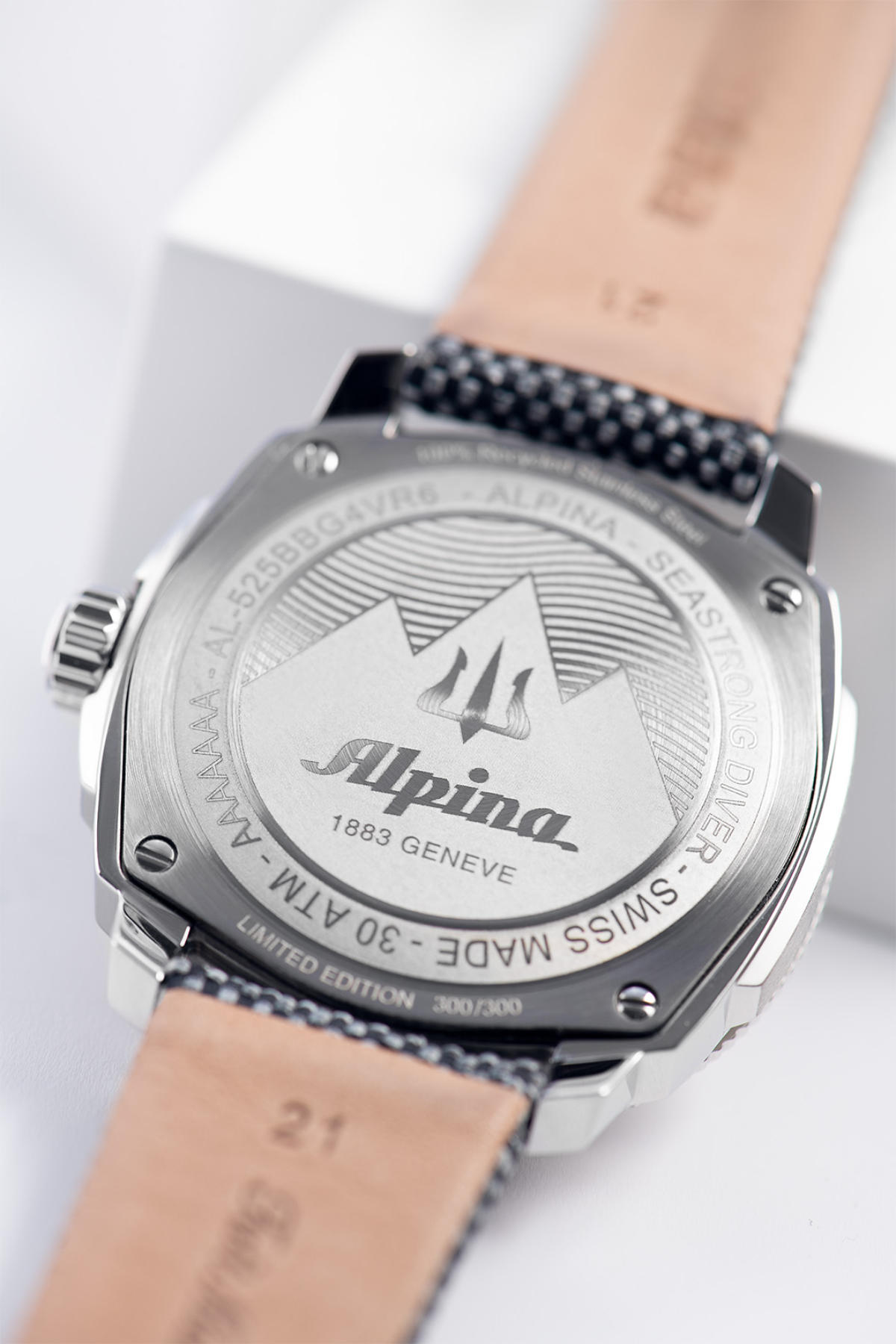 Alpina Presents Its Very First 100% Recycled Stainless Steel Case