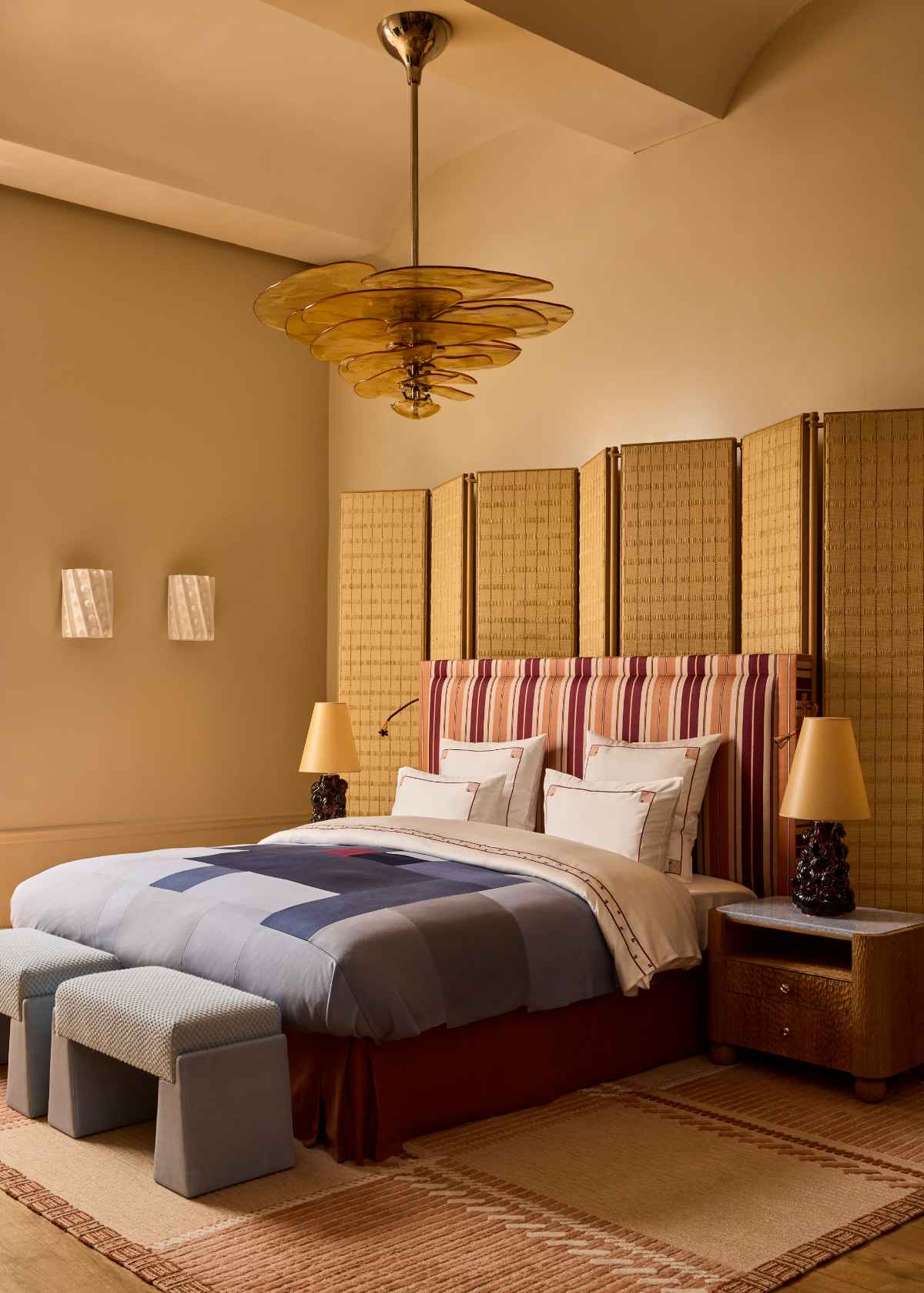 Laura Gonzalez Landscapes Exhibition: Craft And Luminescent Elegance