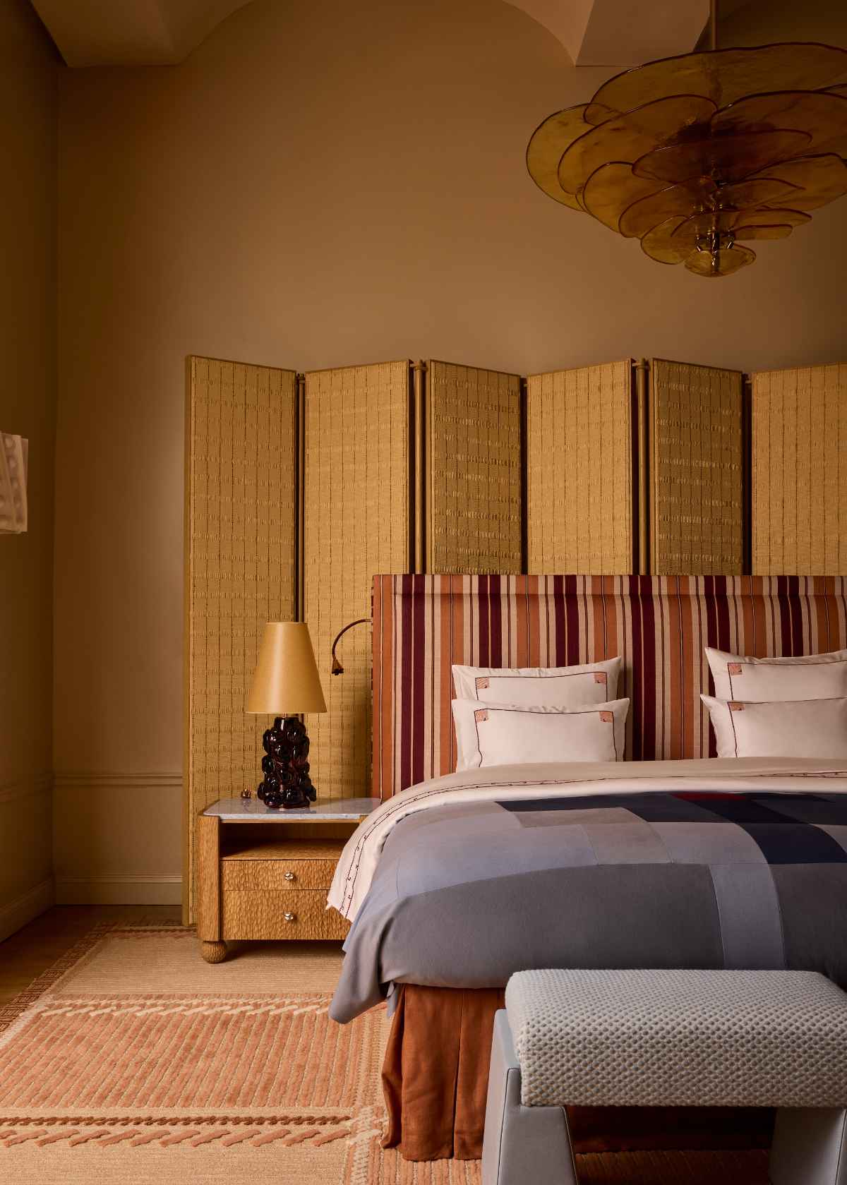 Laura Gonzalez Landscapes Exhibition: Craft And Luminescent Elegance