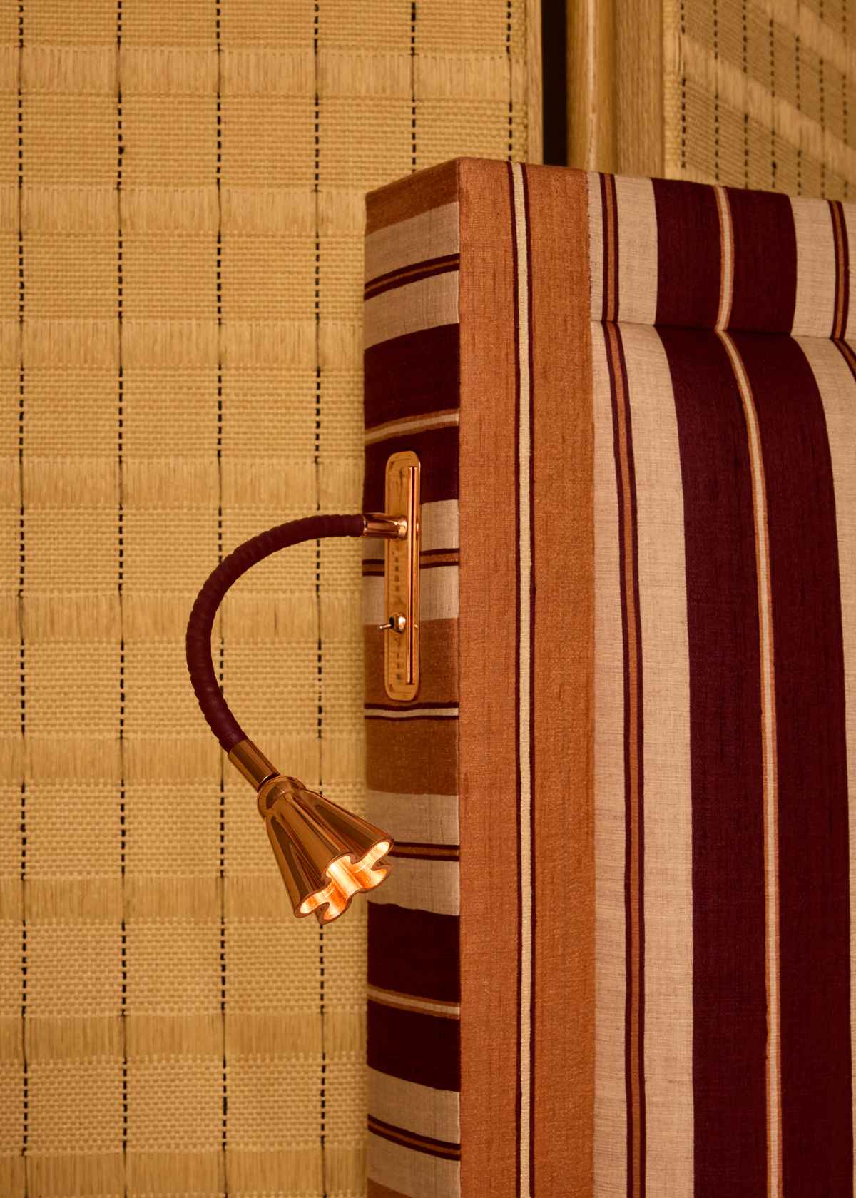 Laura Gonzalez Landscapes Exhibition: Craft And Luminescent Elegance