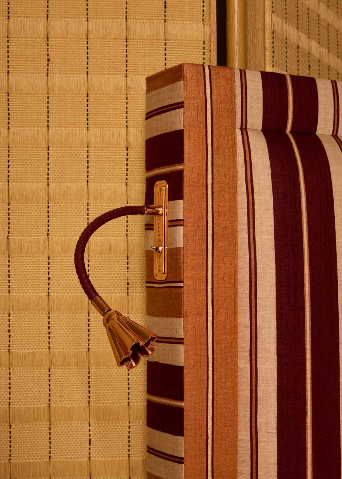 Laura Gonzalez Landscapes Exhibition: Craft And Luminescent Elegance