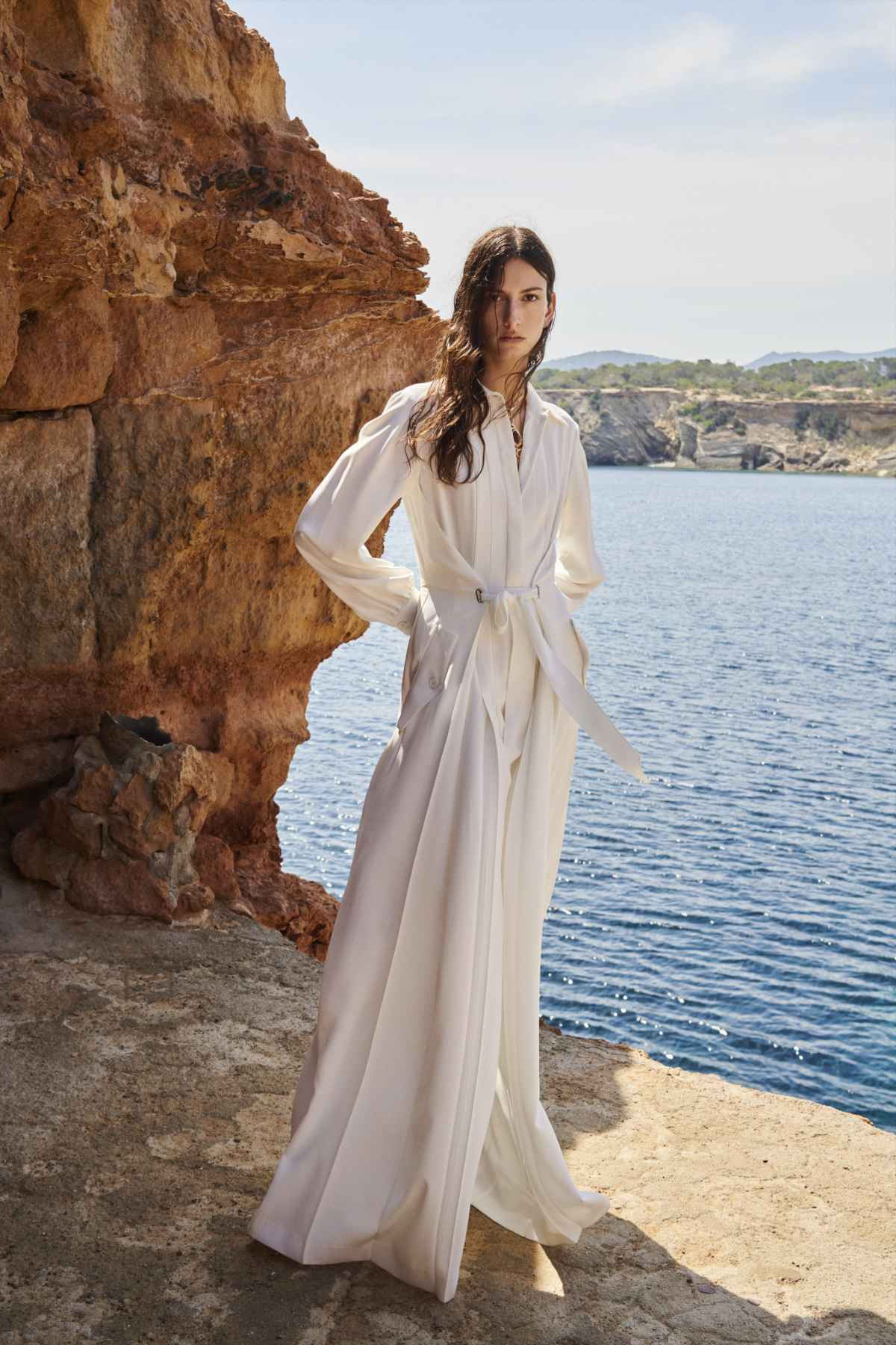 Alberta Ferretti Presents Its New Resort 23 Collection: In The