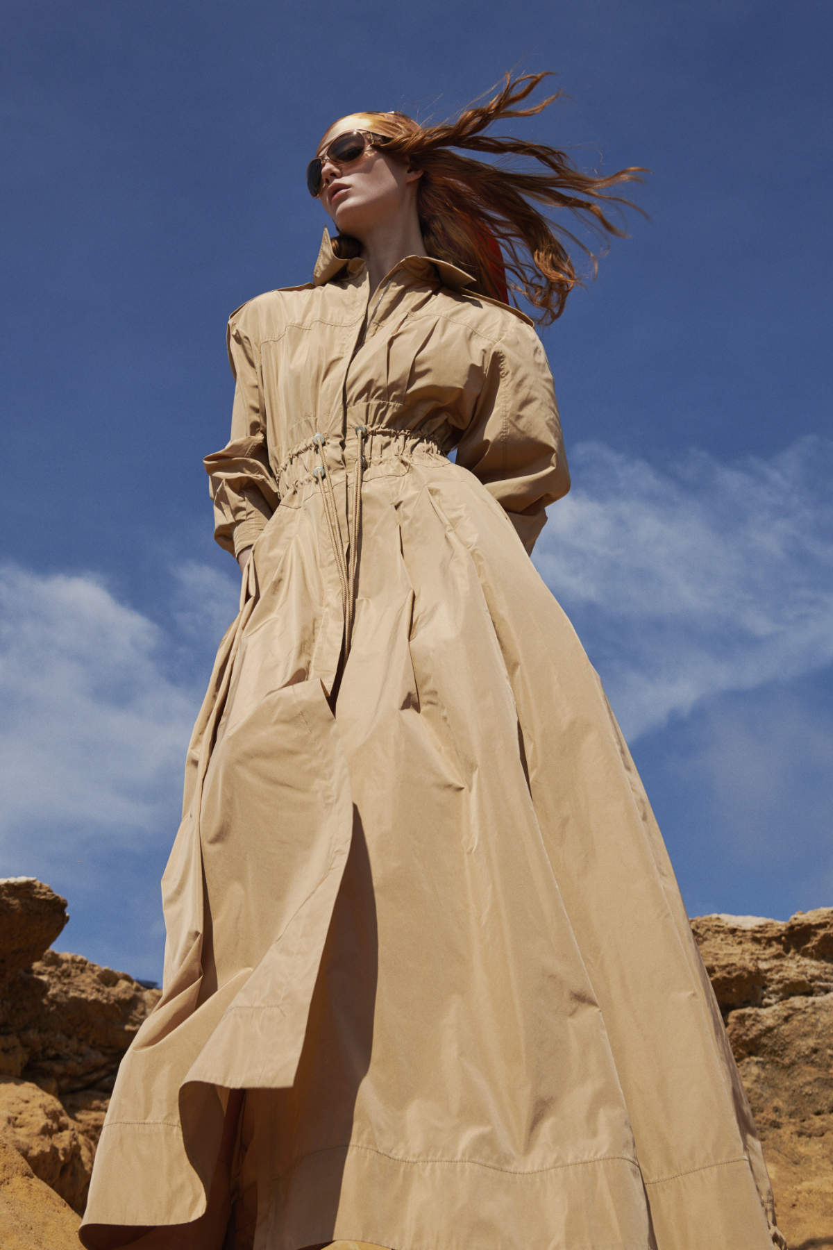 Alberta Ferretti Presents Its New Resort 23 Collection: In The Glaring Sun