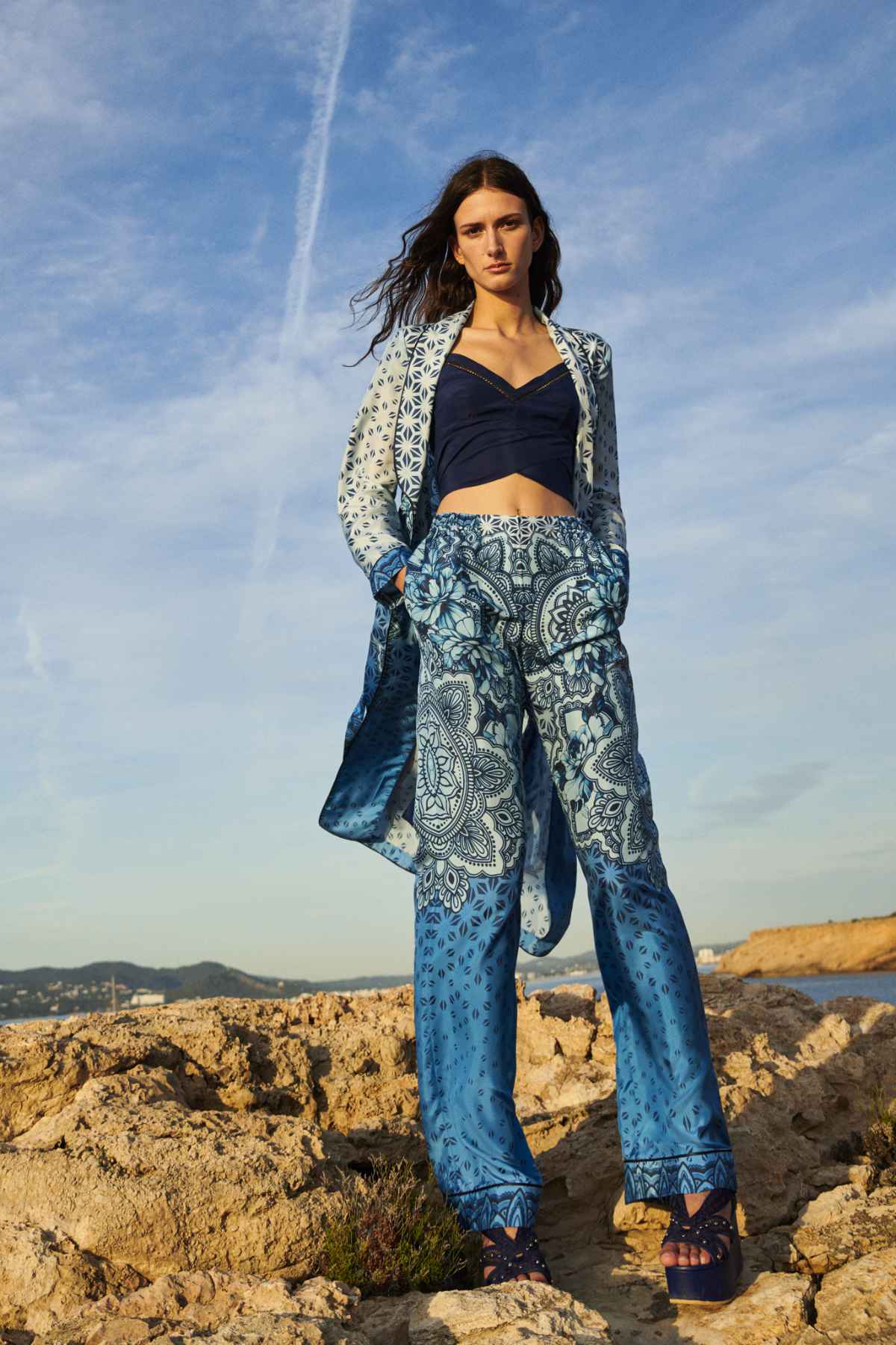 Alberta Ferretti Presents Its New Resort 23 Collection: In The Glaring Sun