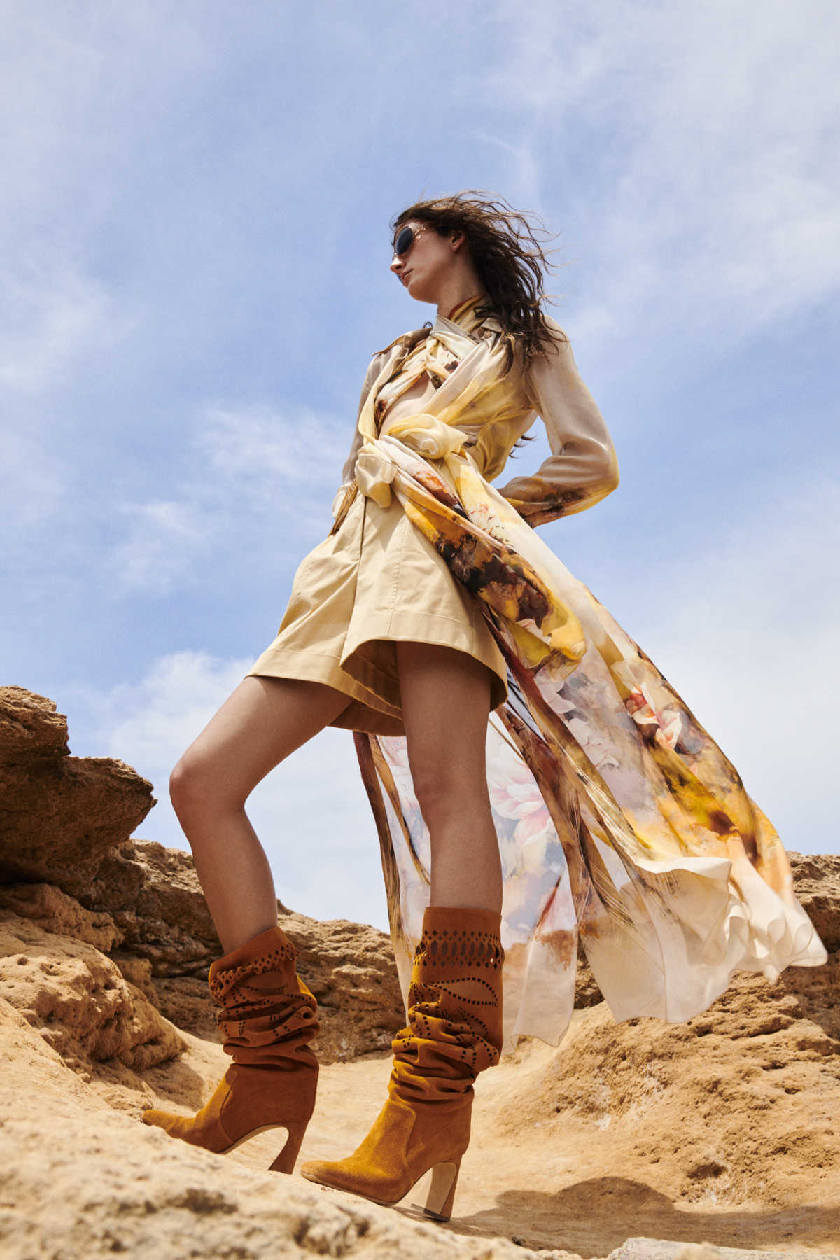 Alberta Ferretti Presents Its New Resort 23 Collection: In The Glaring Sun